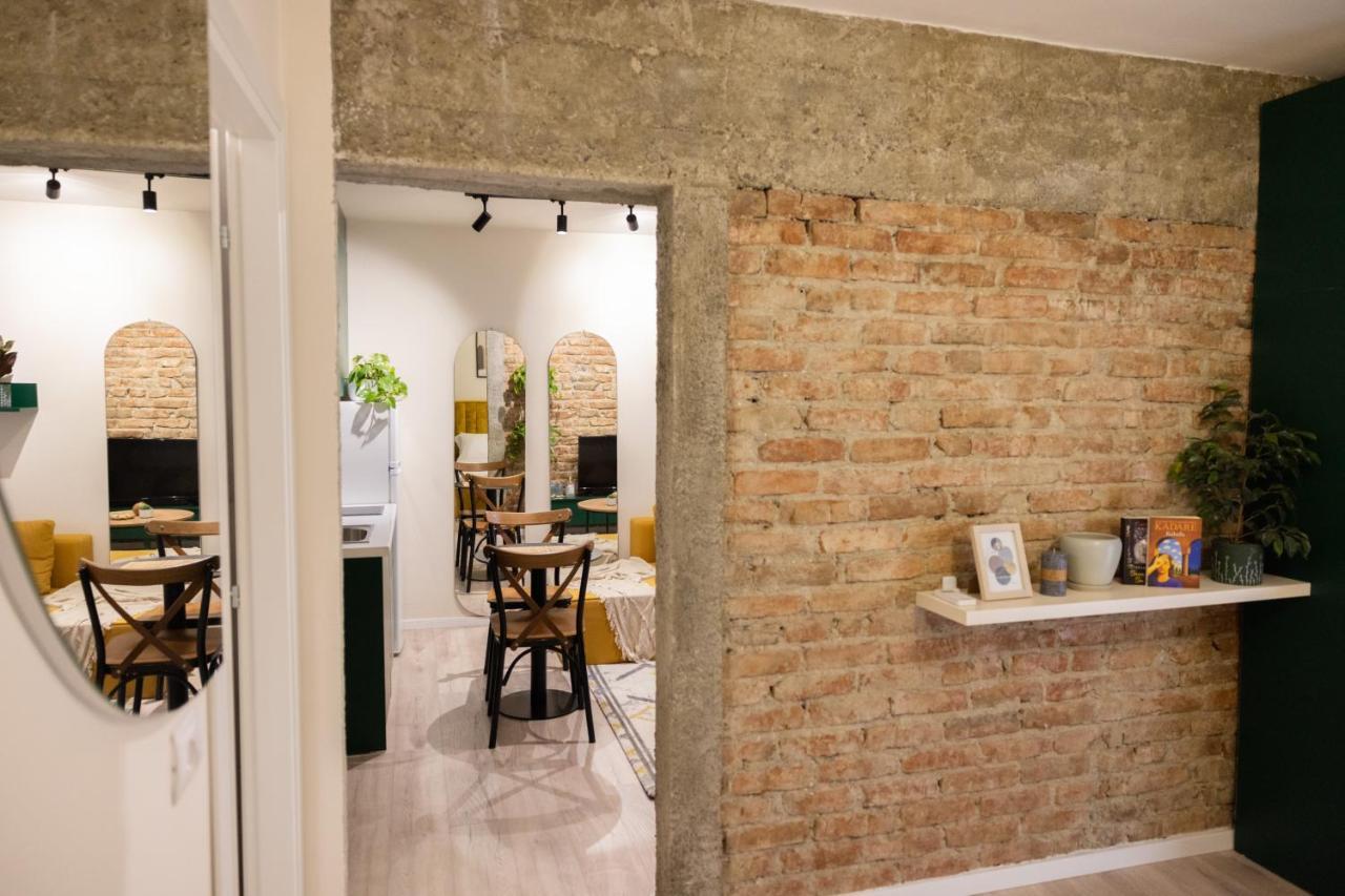 Three Doors Apartments, Kiwi 1+1 Apartment Tirana Zewnętrze zdjęcie